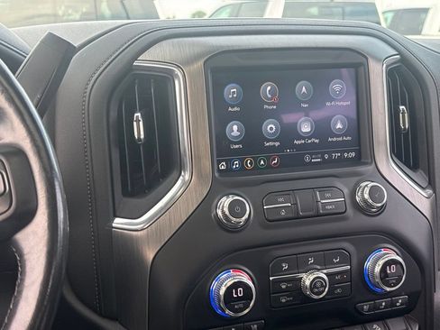 Used 2022 GMC Sierra 3500 Denali w/ Denali Ultimate Package AWD/4WD image 11