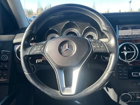 Used 2013 Mercedes-Benz GLK 350 4MATIC image 18