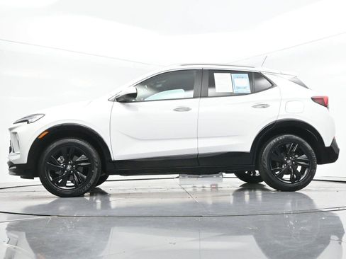 Used 2024 Buick Encore GX Sport Touring AWD/4WD image 44