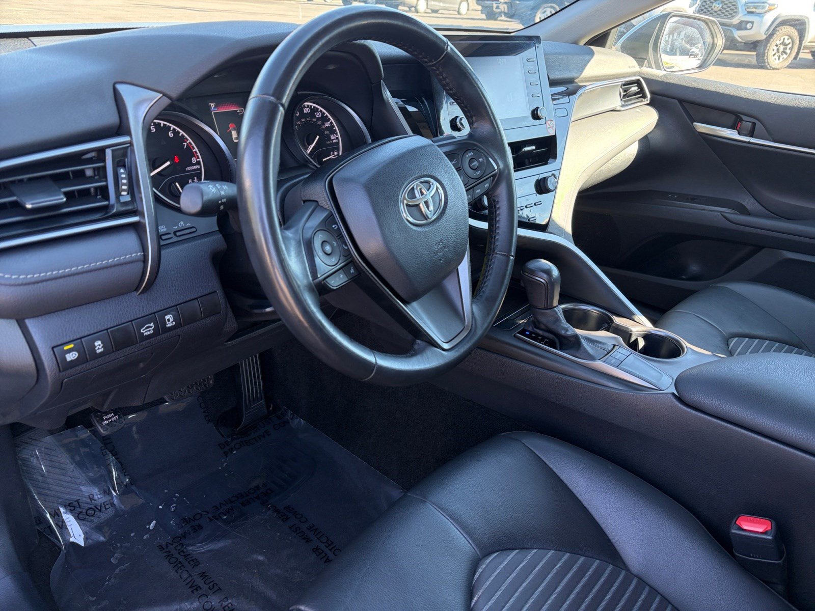 Used 2024 Toyota Camry SE FWD image 10