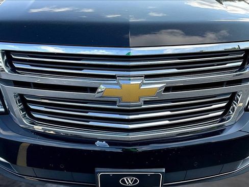 Used 2020 Chevrolet Tahoe Premier AWD/4WD image 31
