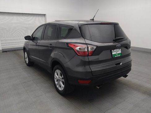 Used 2017 Ford Escape SE FWD image 5