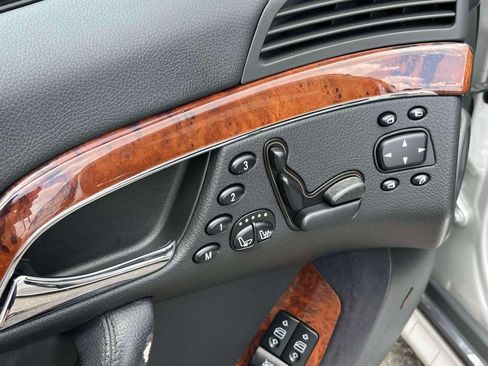 Used 2004 Mercedes-Benz S 500 image 24