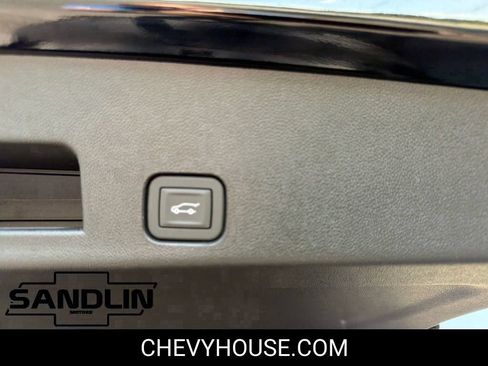 New 2026 Chevrolet Traverse LT w/ Midnight/Sport Edition FWD image 34