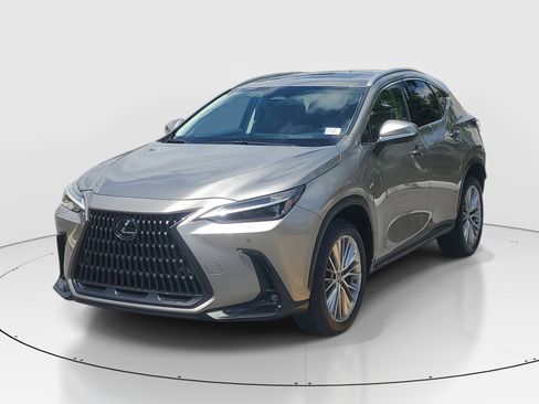 Used 2023 Lexus NX 350 AWD image 3