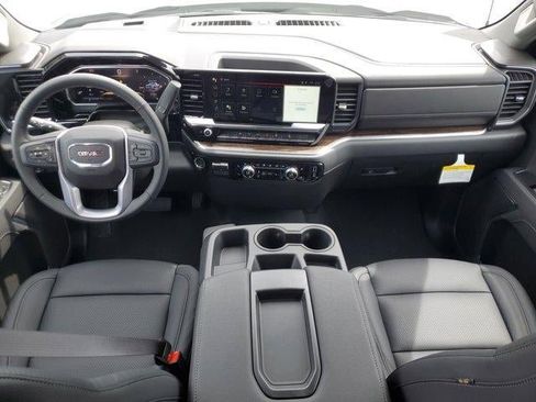New 2026 GMC Sierra 1500 SLE w/ X31 Off-Road Package image 15
