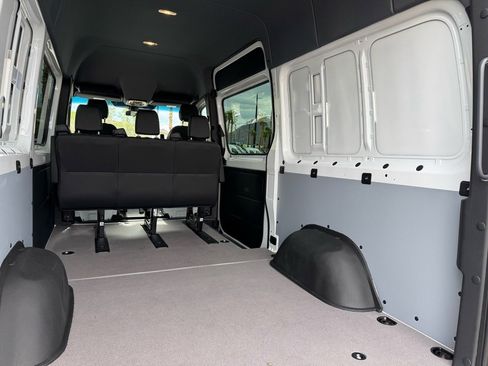New 2026 Mercedes-Benz Sprinter 2500 image 17