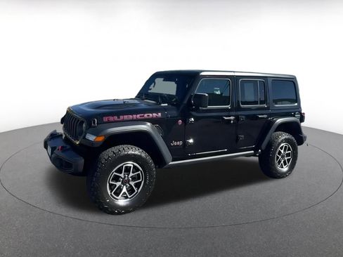 Used 2025 Jeep Wrangler Unlimited Rubicon image 4