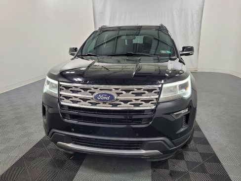 Used 2018 Ford Explorer XLT w/ Equipment Group 202A FWD image 15