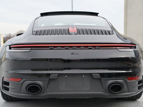 Certified 2024 Porsche 911 Carrera image 5