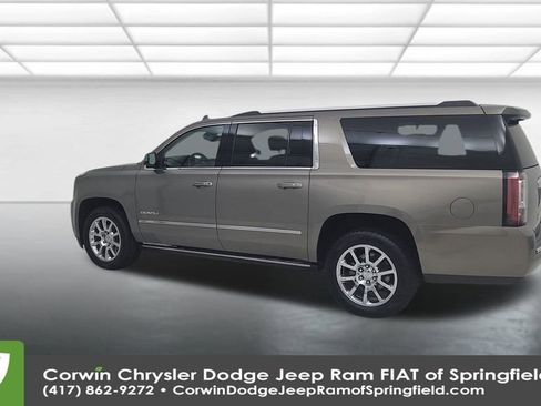 Used 2019 GMC Yukon XL Denali w/ Open Road Package image 10