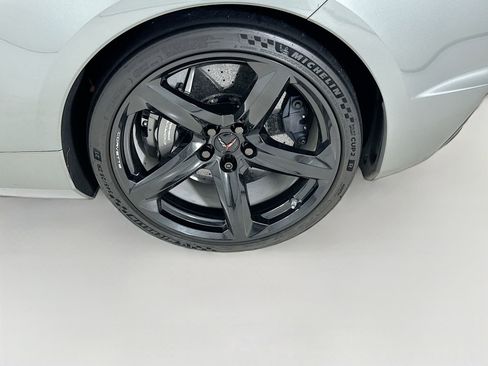 Used 2023 Chevrolet Corvette Z06 w/ Z07 Performance Package image 30