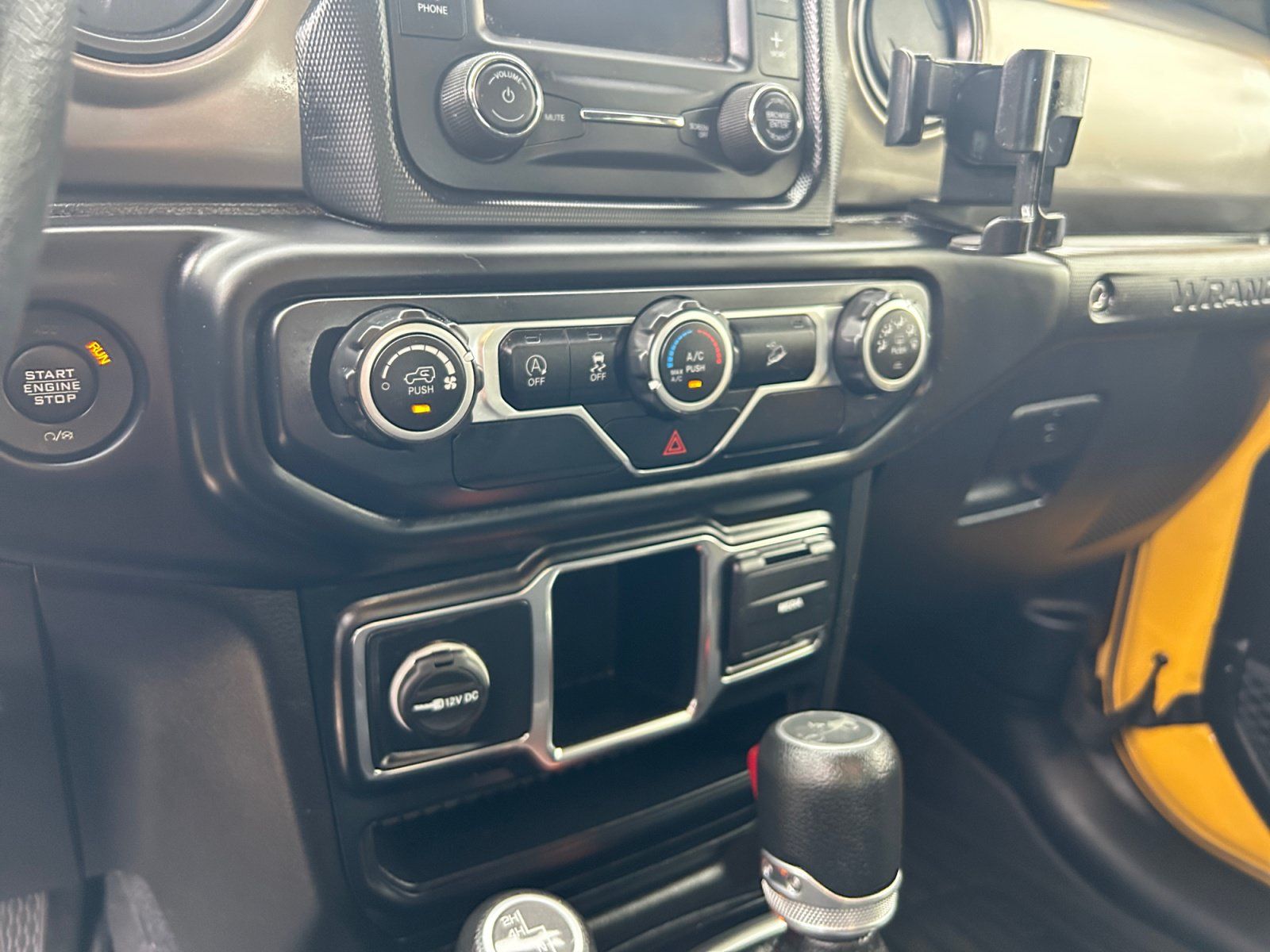 Used 2019 Jeep Wrangler Unlimited Sport AWD/4WD image 12
