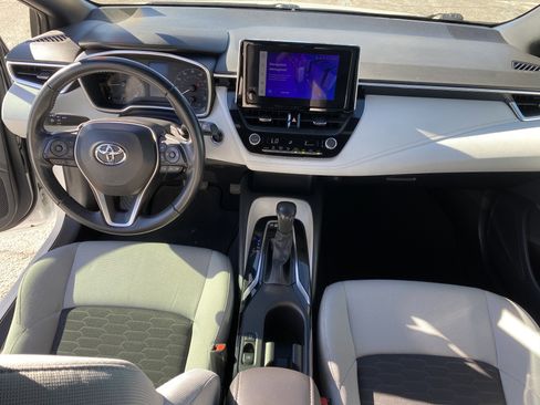 Used 2024 Toyota Corolla SE image 16