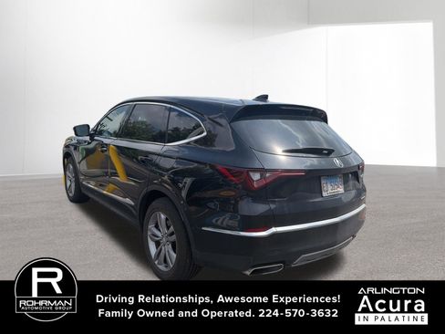 Used 2025 Acura MDX SH-AWD image 3