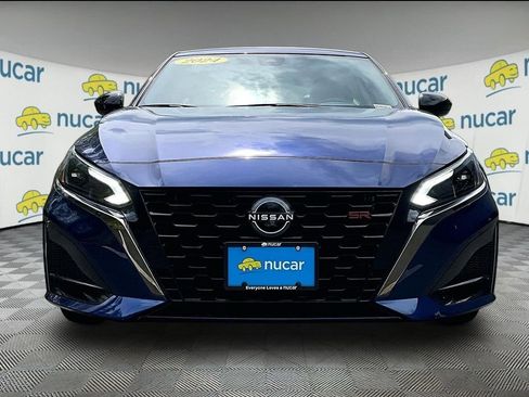 Used 2024 Nissan Altima 2.5 SR AWD/4WD image 2