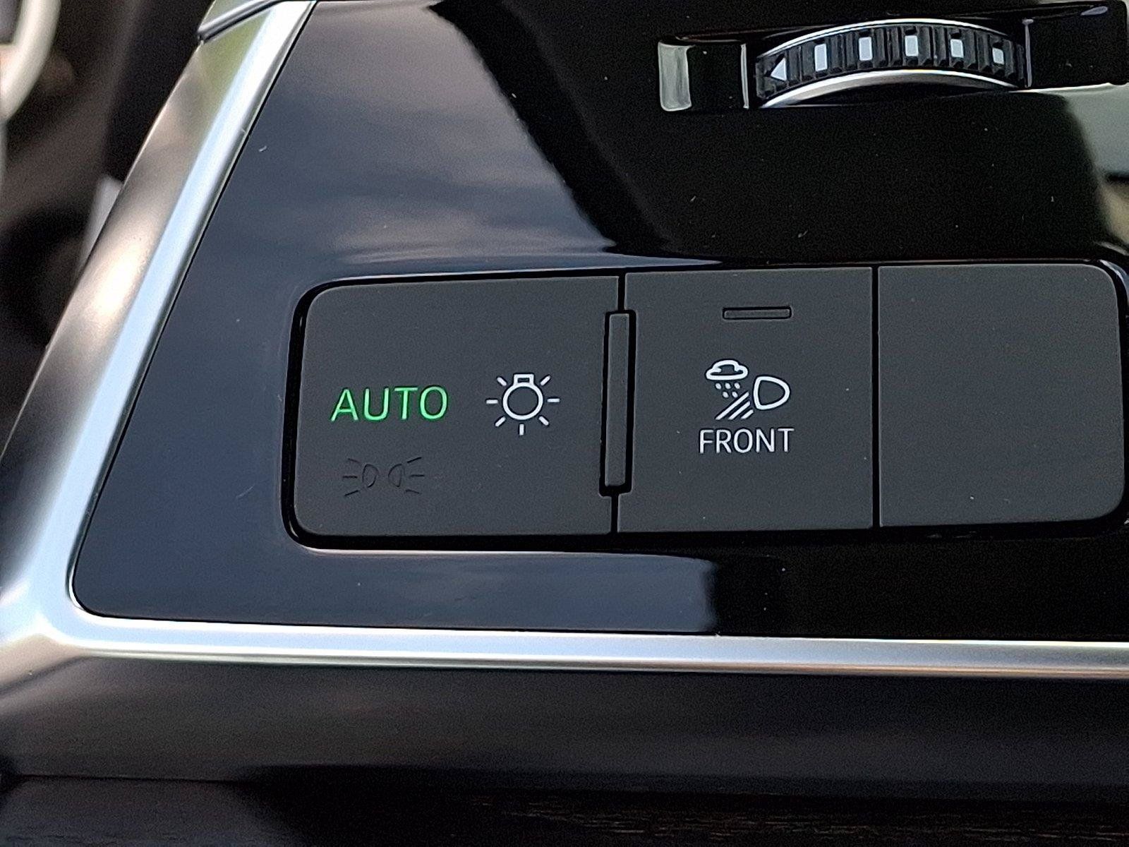 Used 2023 Audi Q8 Premium Plus w/ Premium Plus Package AWD/4WD image 26