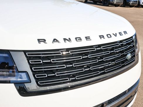 New 2026 Land Rover Range Rover SE image 16