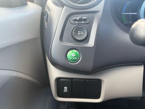 Used 2010 Honda Insight EX image 28