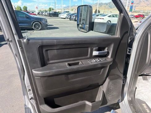 Used 2019 RAM 2500 Tradesman AWD/4WD image 17