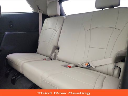 Used 2020 Buick Enclave Essence image 23