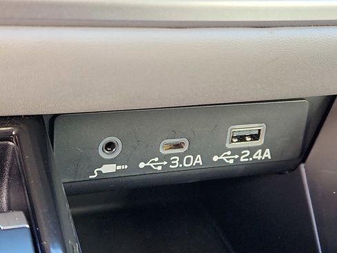 Certified 2025 Subaru Legacy Premium image 23