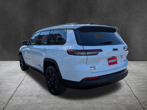 New 2025 Jeep Grand Cherokee L Limited w/ Black Appearance Package image 6