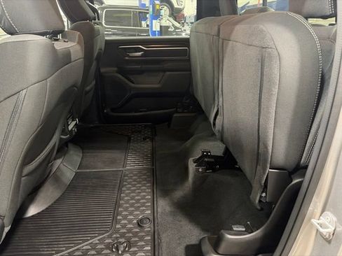 Used 2022 RAM 1500 Big Horn AWD/4WD image 15