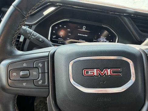 Used 2024 GMC Sierra 2500 AT4 w/ AT4 Premium Plus Package AWD/4WD image 10