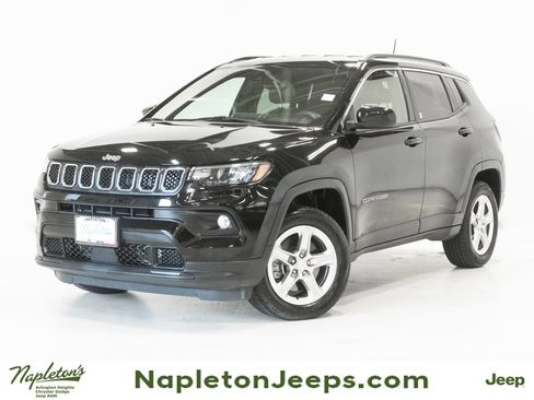 Used 2023 Jeep Compass Latitude AWD/4WD image 1