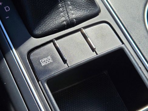 Used 2019 Kia Sorento FWD image 29