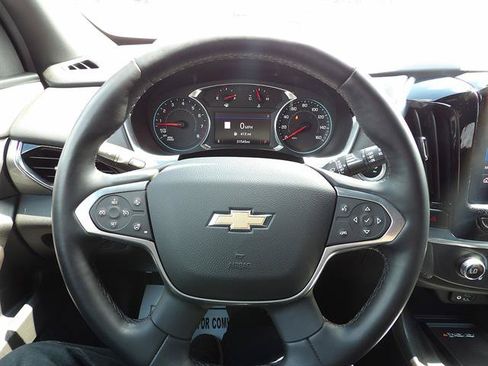 Certified 2023 Chevrolet Traverse LT w/ LT Premium Package AWD/4WD image 17