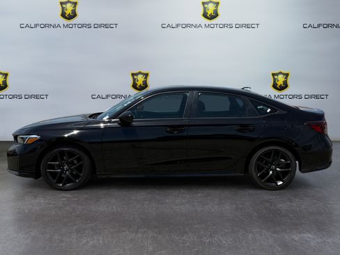 Used 2025 Honda Civic Sport image 2