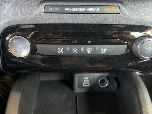 Used 2025 Ford Escape ST-Line Select w/ Tech Pack #1 AWD/4WD image 25