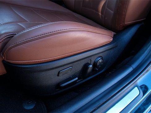 Used 2023 Kia Stinger GT2 w/ Option Group 020 image 15