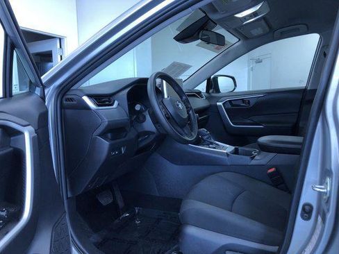 Certified 2025 Toyota RAV4 LE AWD/4WD image 10