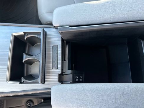New 2026 Toyota Sienna XLE AWD/4WD image 23