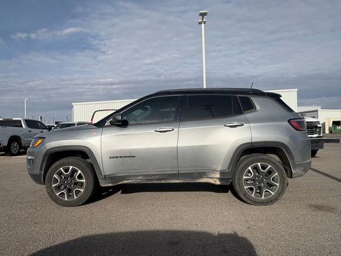 Used 2021 Jeep Compass Trailhawk image 2