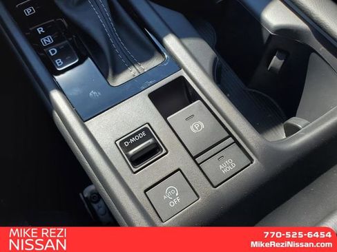 New 2026 Nissan Sentra SV w/ SV Convenience Package FWD image 18
