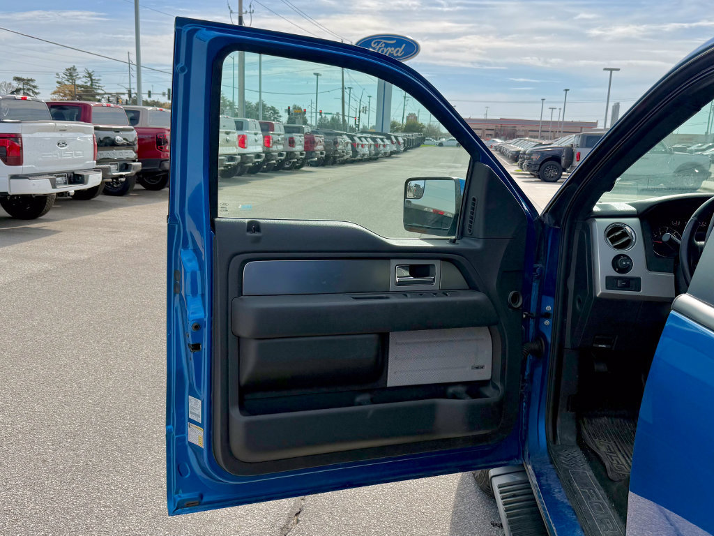 Used 2014 Ford F150 FX4 w/ Equipment Group 402A Luxury AWD/4WD image 13