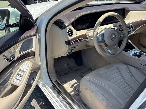 Used 2020 Mercedes-Benz S 560 Sedan image 11