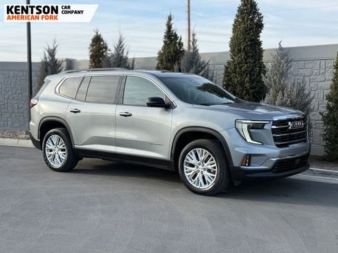 Used 2025 GMC Acadia Elevation w/ Elevation Premium Package image 12