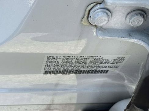 Used 2023 Acura MDX SH-AWD w/ Technology Package image 21