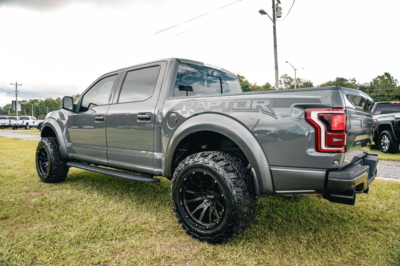 Used 2018 Ford F150 Raptor w/ Equipment Group 802A Luxury AWD/4WD image 4