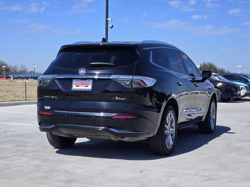 Used 2023 Buick Enclave Avenir w/ Avenir Technology Package image 5