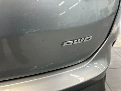 Used 2024 Ford Edge Titanium AWD/4WD image 6