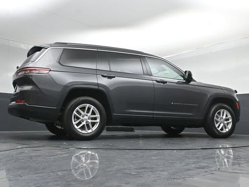 Used 2023 Jeep Grand Cherokee L Laredo w/ Luxury Tech Group I AWD/4WD image 42