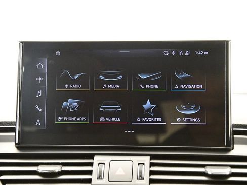 Certified 2025 Audi Q5 2.0T Premium image 27