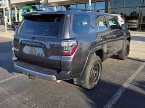 Used 2019 Toyota 4Runner TRD Off-Road Premium AWD/4WD image 4