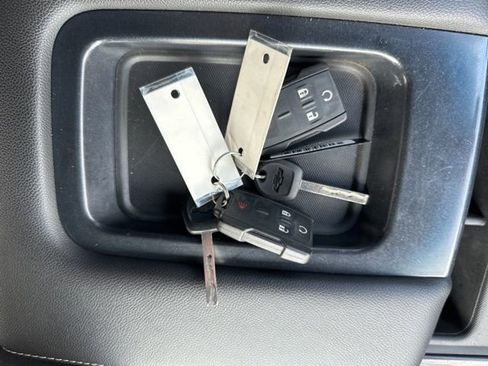 Used 2019 Chevrolet Silverado 1500 LT w/ All Star Edition image 32